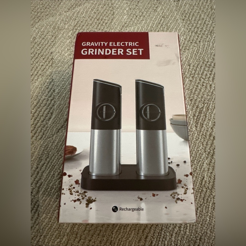 Open box- Gravity Electric Grinder Set - Silver and Black